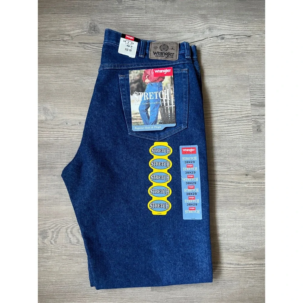 NWT Wrangler Men's Regular Fit Jeans Stretch Size 38 x 29 Dark Wash
